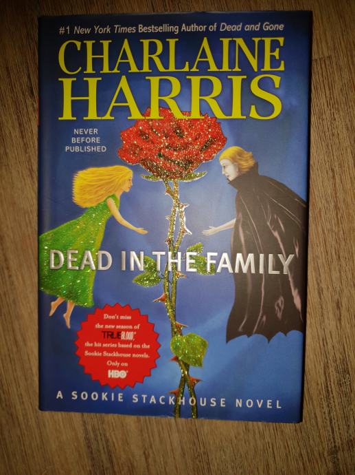 CHARLAINE HARRIS-DEAD IN THE FAMILY