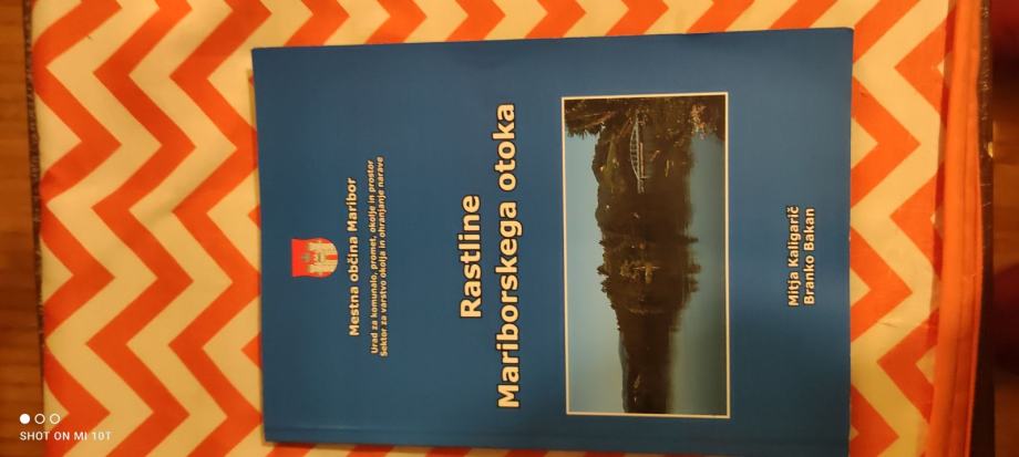 Knjiga Rastline Mariborskega otoka