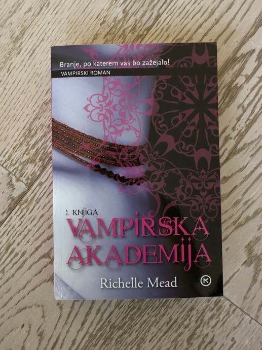 Mead Richelle, Toman Fabjan Ana, Vampirska akademija