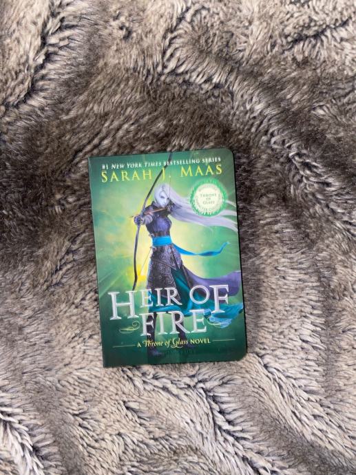 Sarah J. Maas: Heir of Fire
