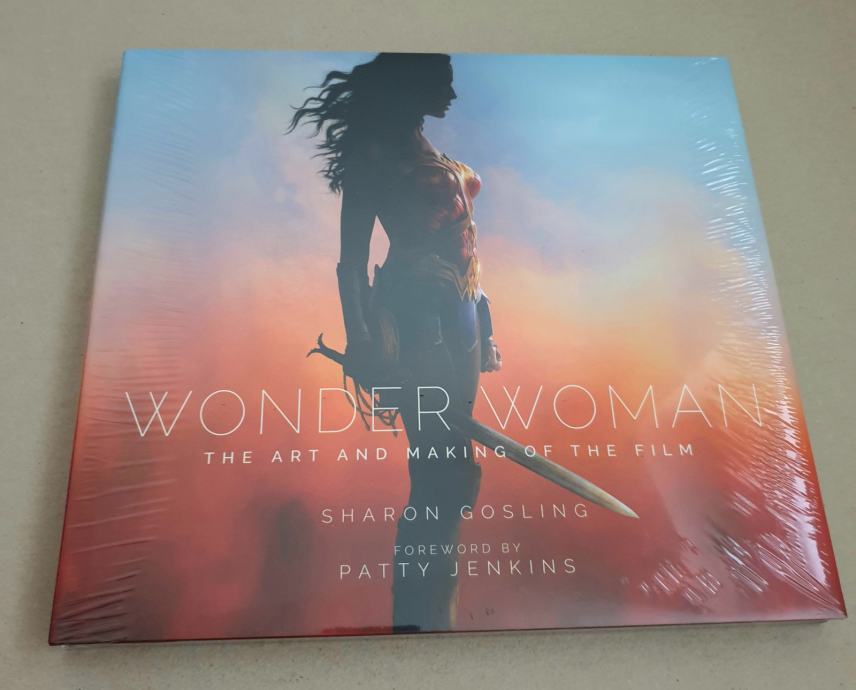 WONDER WOMAN: THE ART AND MAKING OF THE FILM knjiga, trda vezava