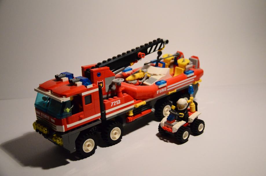 Lego 7213 Off-Road Fire Truck & Fireboat
