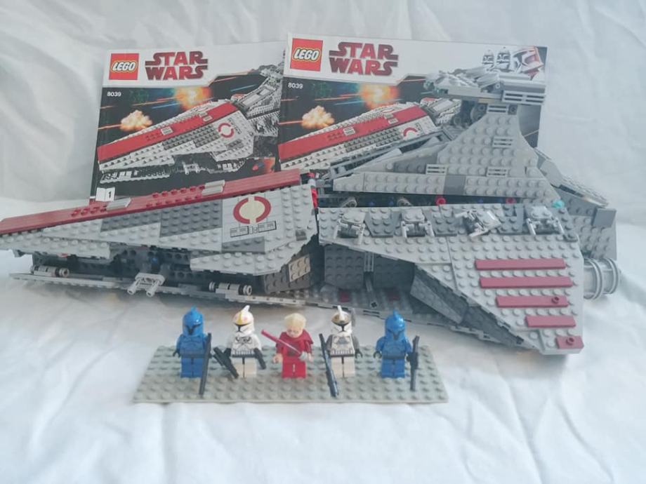 LEGO 8039 Venator-Class Republic Attack Cruiser Star Wars Redkost!