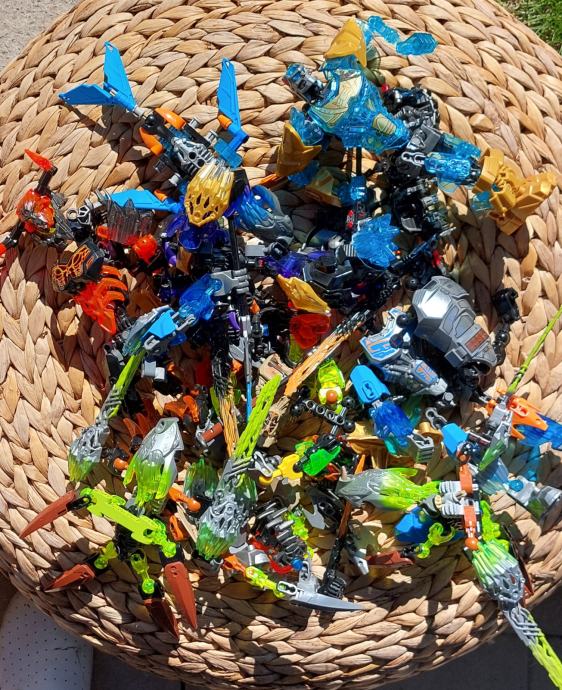 Lego Bionicle, vec kompletov
