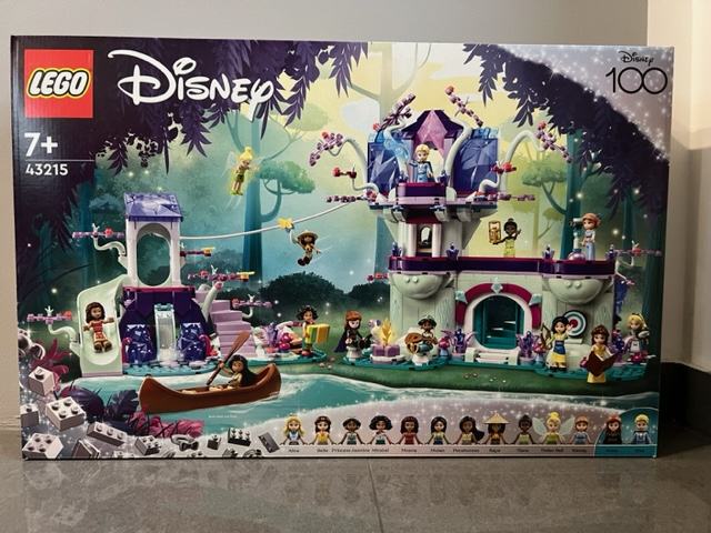 LEGO Disney Princess 43215 čarobna hiša na drevesu