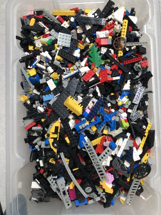 LEGO kocke cca 12kg