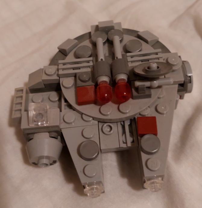 Lego kocke - LEGO Star Wars: Millennium Falcon Microfighter (75030)