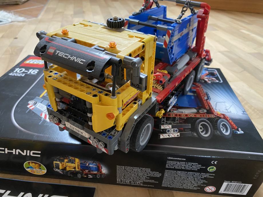 Lego Technic 42024 tovornjak za zabojnik