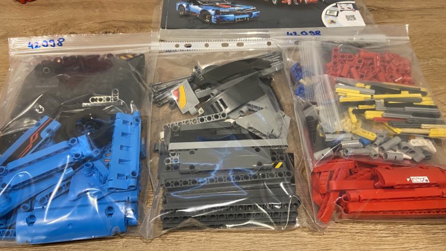 LEGO Technic 42098 Scania Truck