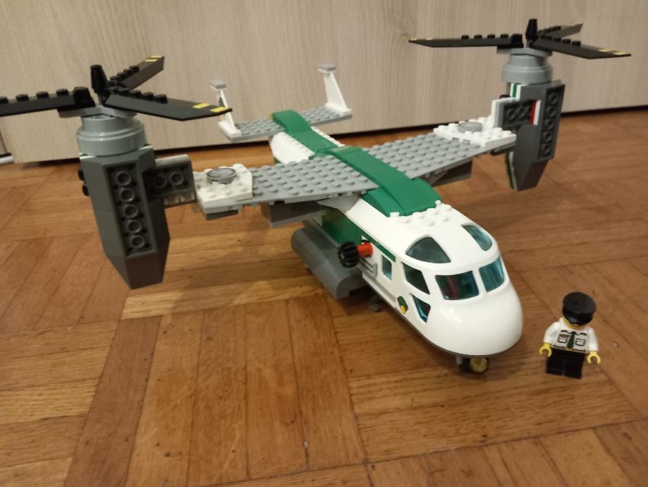 Prodam lego cargo letalo 60021