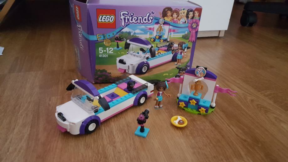 Prodam več setov lego friends