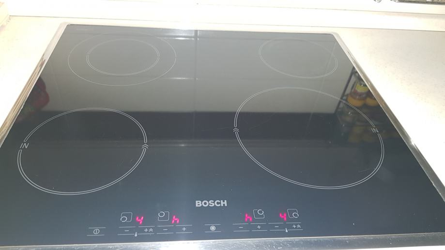 Kuhalna plošča 2 indukcija + 2 steklokeramika Bosch