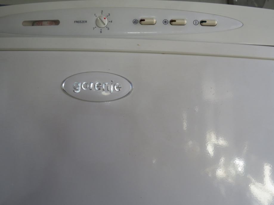 Kombiniran hladilnik 60 x 185 cm ( Rezervirano)
