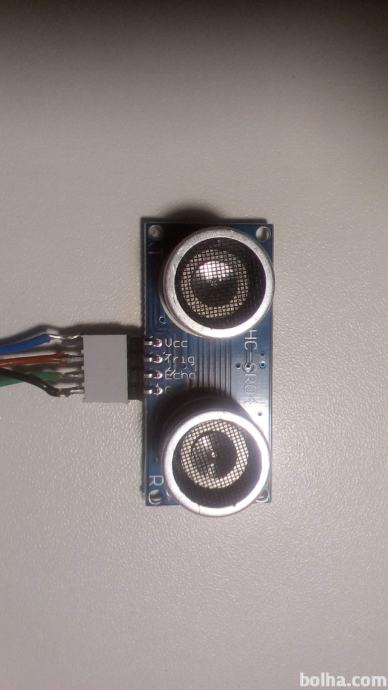 Arduino senzor razdalje HC-SR04