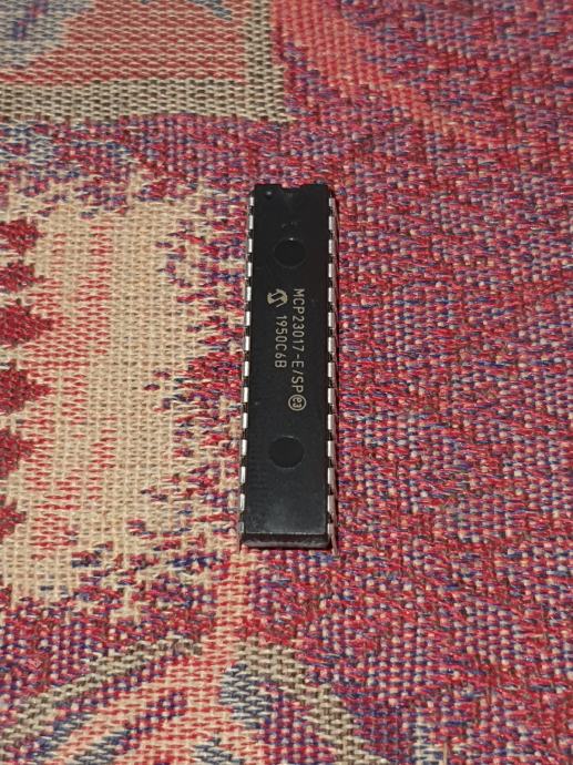 Mcp 23017-e-sp TH I2C GPIO Expander 16 pin