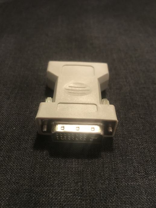 VGA to DVI adapter
