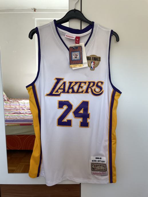 košarkaški dres Kobe Bryant Lakers Mitchell & Ness medium