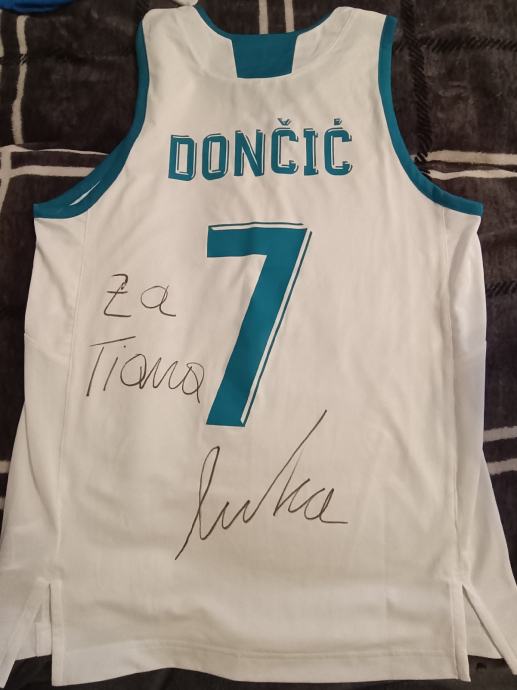 Luka Dončić Originalen In Podpisan Real Madrid Dres