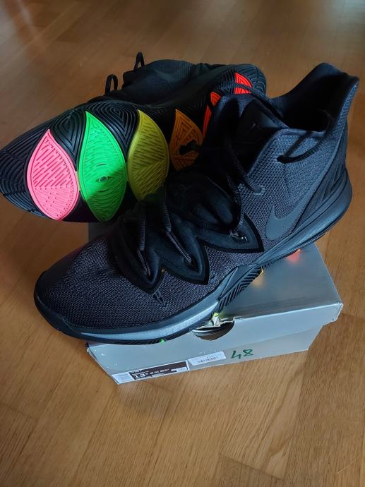 Nike Kyrie 5 Triple Black Rainbow Sole, superge za košarko št. 48