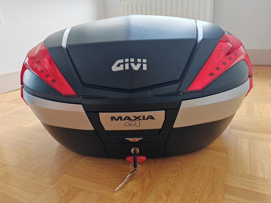 Top Case Givi V56 Maxia 4 Monokey – 56 Litres, Rouge, Pour Moto (max 10 Kg)