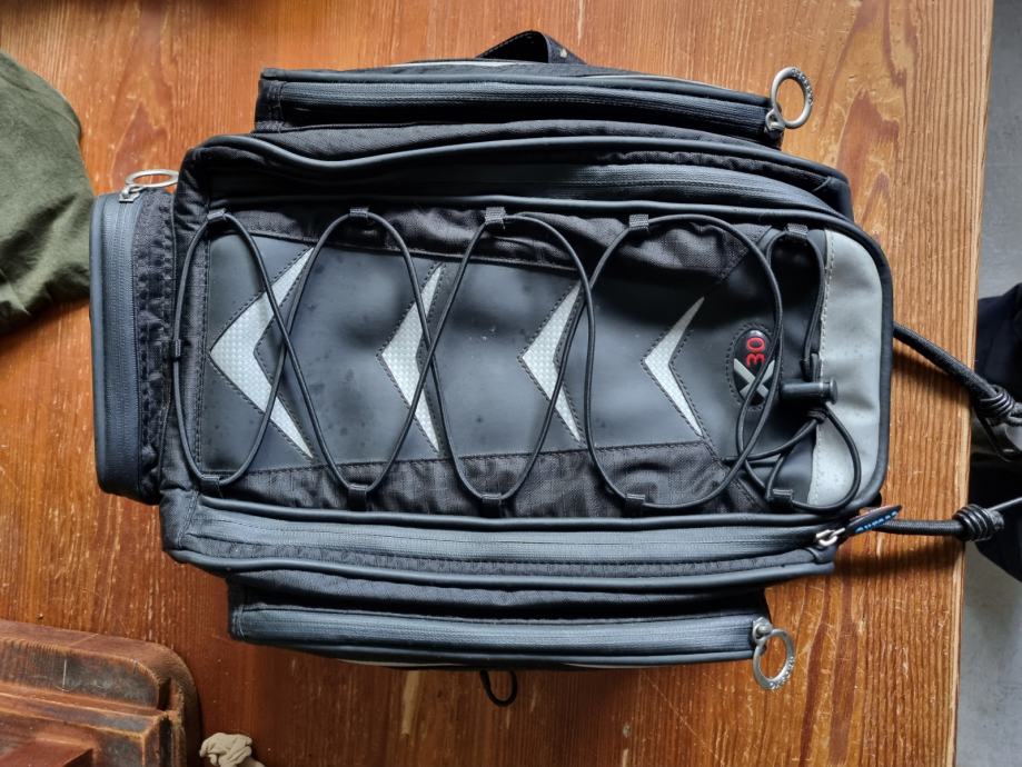 Oxford OL166 X30 Borsa Portapacchi Universale, 30 Litri, Colore Nero, Pratica E Resistente Per La Moto - 3