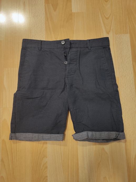 Moške kratke hlače, temno modre barve s pikicami, velikost 28