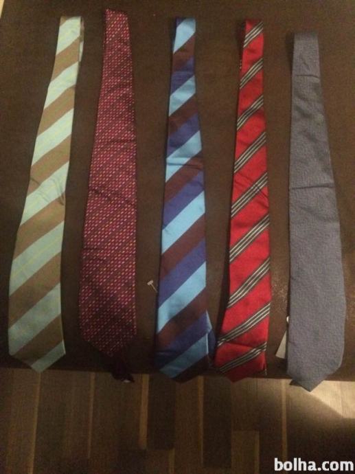 kravata lacoste