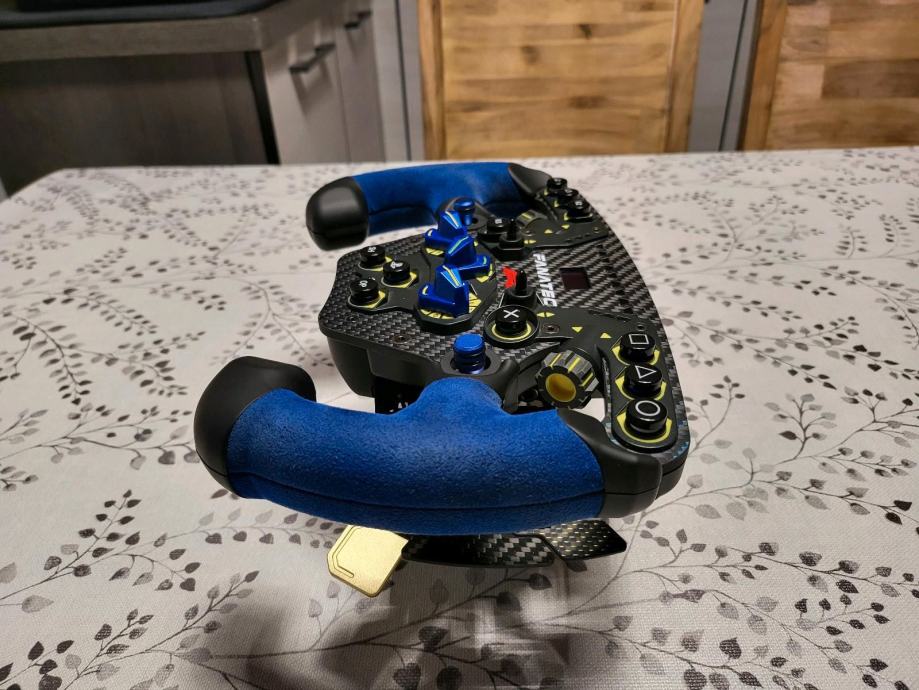 Volant Fanatec Podium Blue F1 – Édition Limitée – PS4/PS5/PC – Occasion