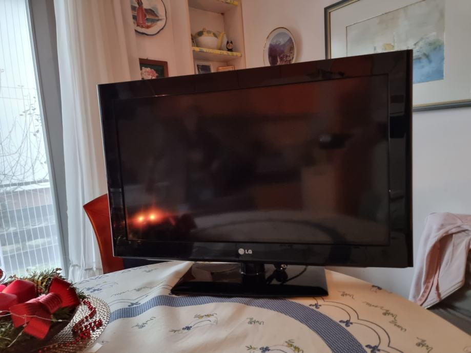 LG- televizor
