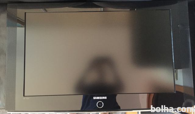 Samsung LCD TV - 32 palcev (81 cm)