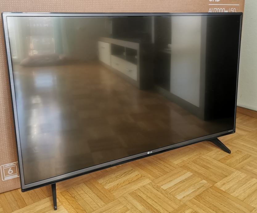 Tv LG Ultra HD 4K 109 cm Smart TV