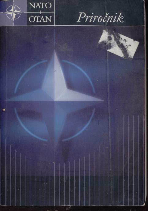 Priročnik o zvezi Nato - Bruselj 2001