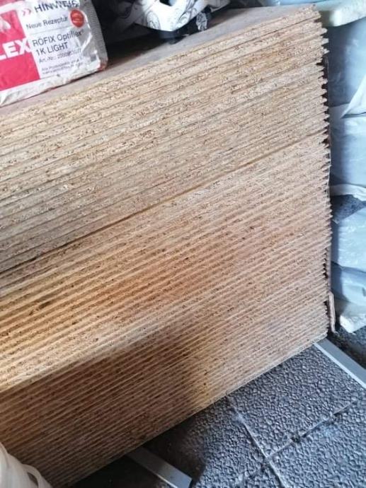 OSB PLOŠČA 2500X625X18 MM - PERO/UTOR