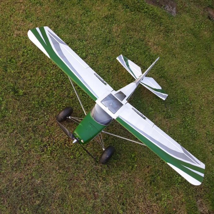 Durafly Tundra (PNF) - Green/Silver - 1300mm