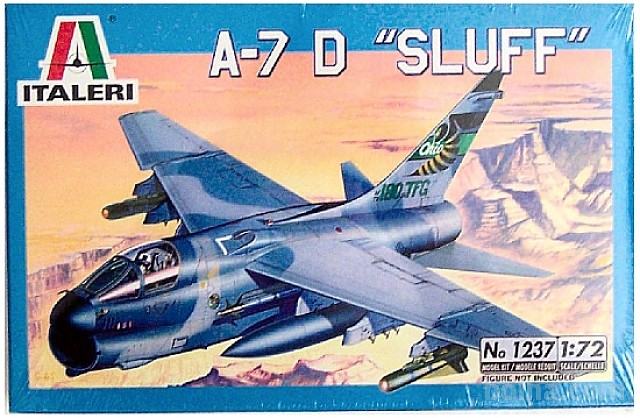 Maketa avion A-7D 'SLUFF' Corsair II