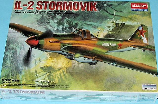 Maketa avion Iljušin IL-2 Stormovik Šturmovik