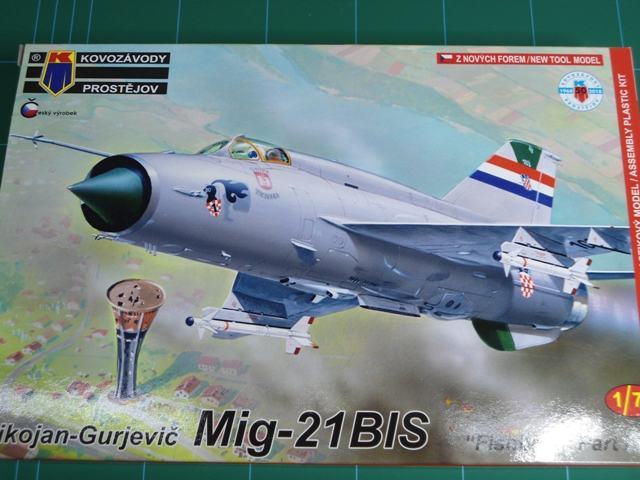 Maketa aviona avion MiG-21 s hrvatskim oznakama HRZ