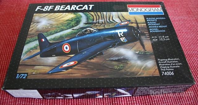 Maketa letalo F-8F Bearcat