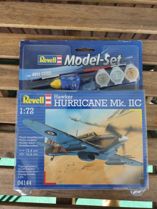 Revell Hawker Hurricane Mk. IIC 1:72 Model-Set