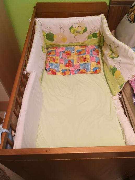 Otroška postelja