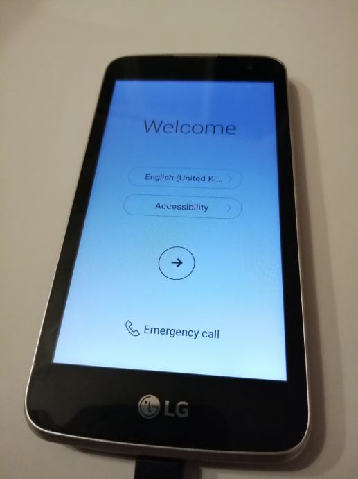 Prodam LG K120E K4 (zaslon ne deluje na dotik)