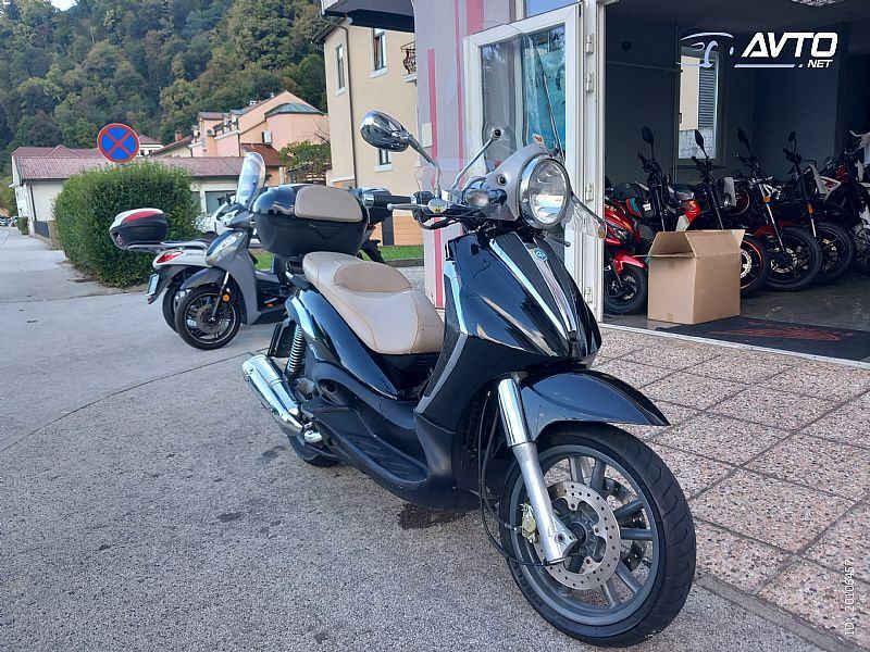 Jeu De Clignotants Compatible Piaggio Beverly 500 Cruiser E3 (M345) 2007-2009 - V PARTS Ref 9915 - Neuf