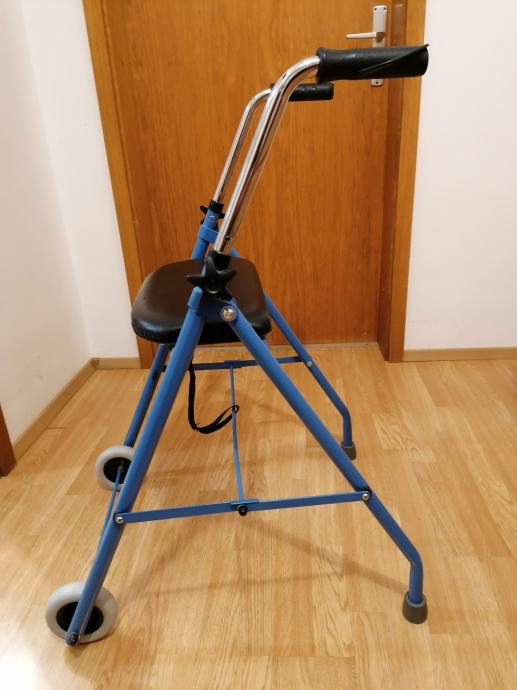 Hodulja z dvema kolesoma
