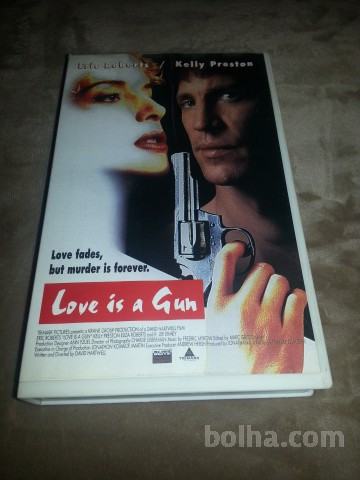 Video kaseta - Life is a Gun