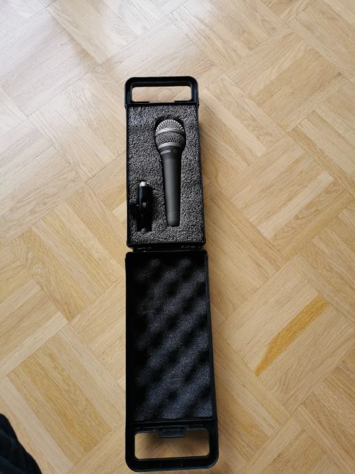 Mikrofon Samson Q8 (odličen vokalni mikrofin)