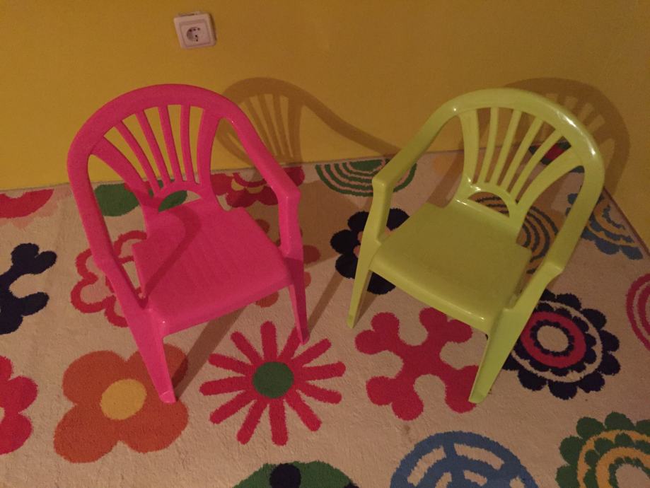 Komplet 2 stolčkov za otroke
