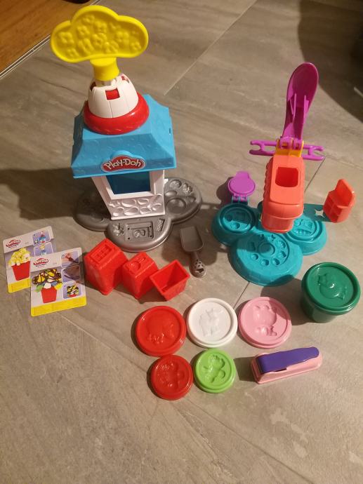 Play doh set za plastelin
