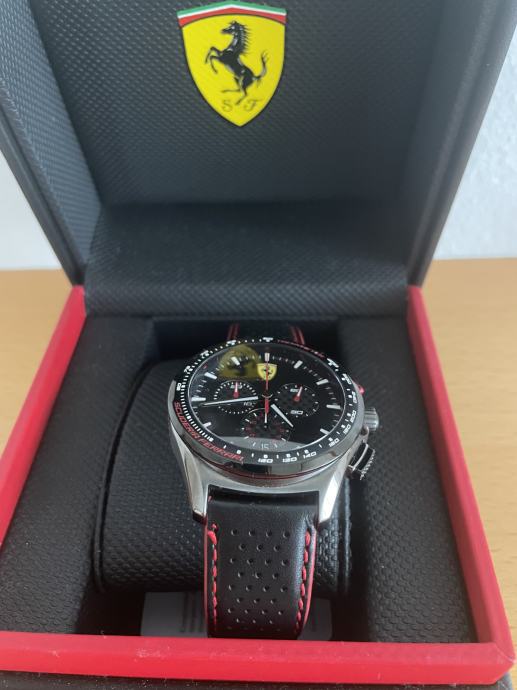 Ferrari ura