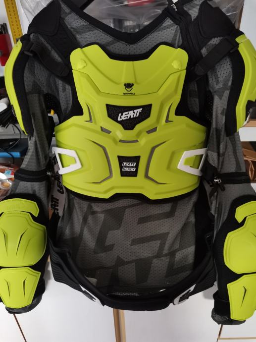 BODY PROTECTOR LEATT