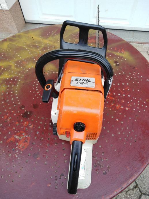 STIHL 044